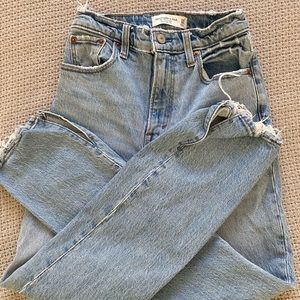 Abercrombie&Fitch the 90s straight ultra high rise denim